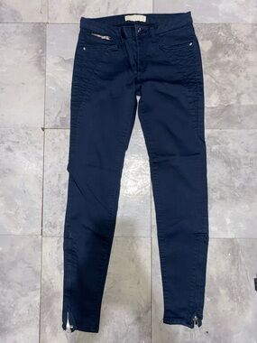 Navy Slim Moto Zip Hem Pants Zara basic dept. women size 2 can fit a 1 or 0
